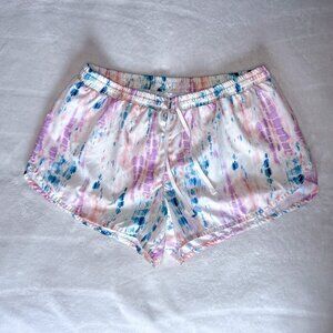 Women’s Old Navy Active Run Shorts | White Tie Dye | Dolphin Hem | Size Medium
